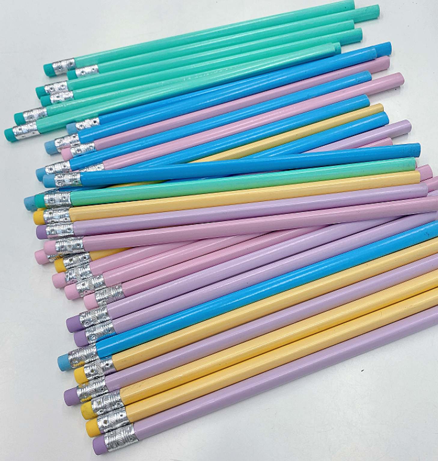 Wooden Pencils (Colors Vary)